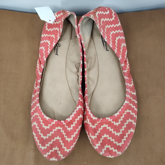 Lucky Brand Shoes - Lucky Brand Ballet Flats Coral Cream Womans Size 8.5M